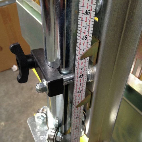 Saw Trax FS100SM Sign Maker Full Size 100 In. Cross Cut Vertical Panel Saw 7 Saw Trax FS100SM Sign Maker Full Size 100 In. Cross Cut Vertical Panel Saw - Image 7