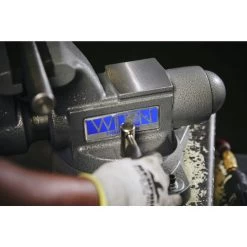 Wilton 28807 1765 Tradesman Vise With 6-1/2 In. Jaw Width, 6-1/2 In. Jaw Opening & 4 In. Throat Depth -Tool Store wltn28807 k