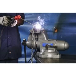 Wilton 28807 1765 Tradesman Vise With 6-1/2 In. Jaw Width, 6-1/2 In. Jaw Opening & 4 In. Throat Depth -Tool Store wltn28807 m